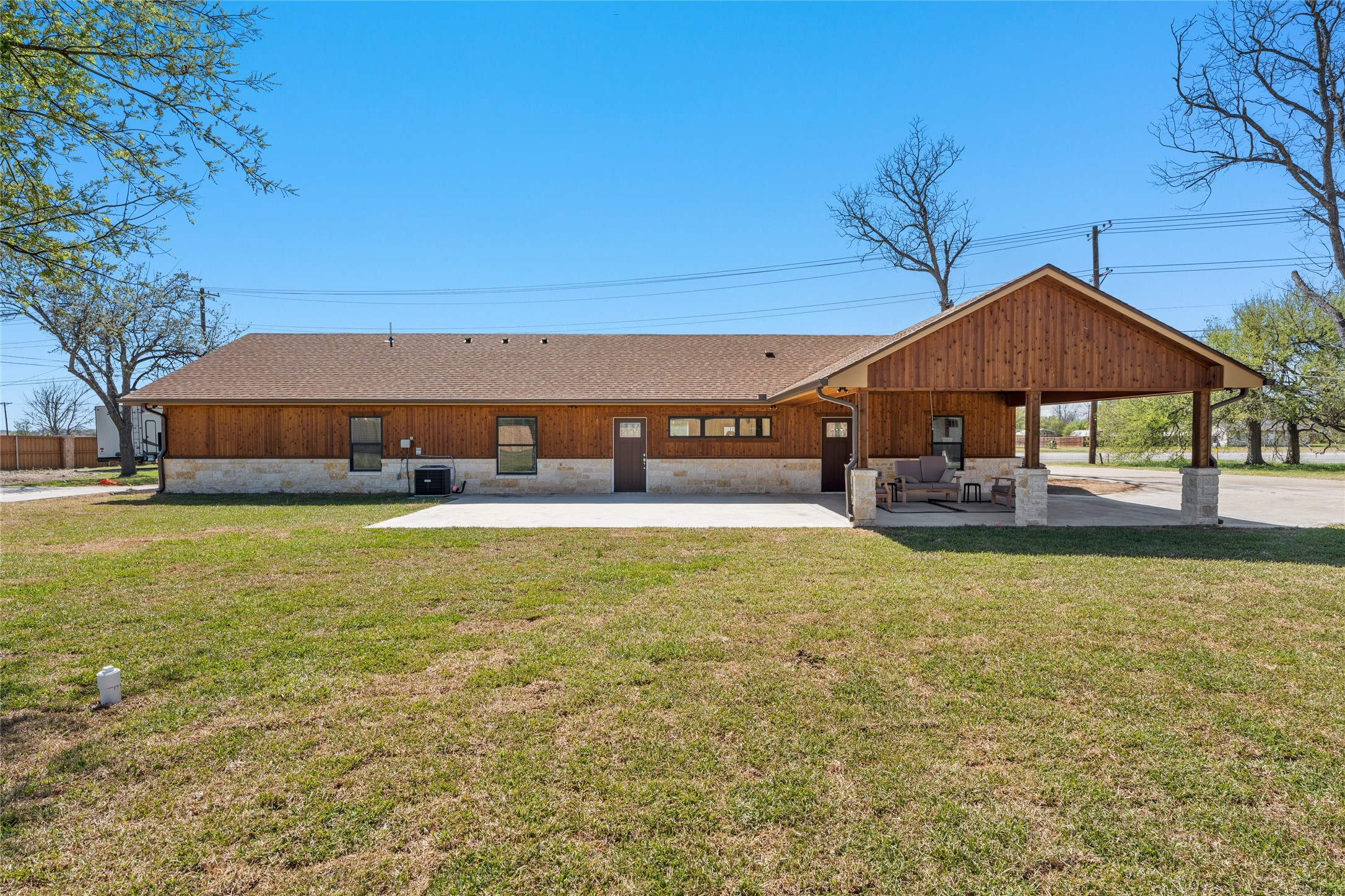 1404 S Robinson Drive Robinson TX 76706