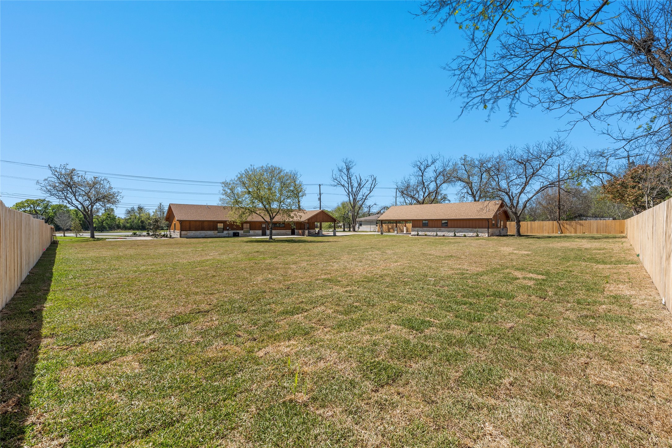 1404 S Robinson Drive Robinson TX 76706