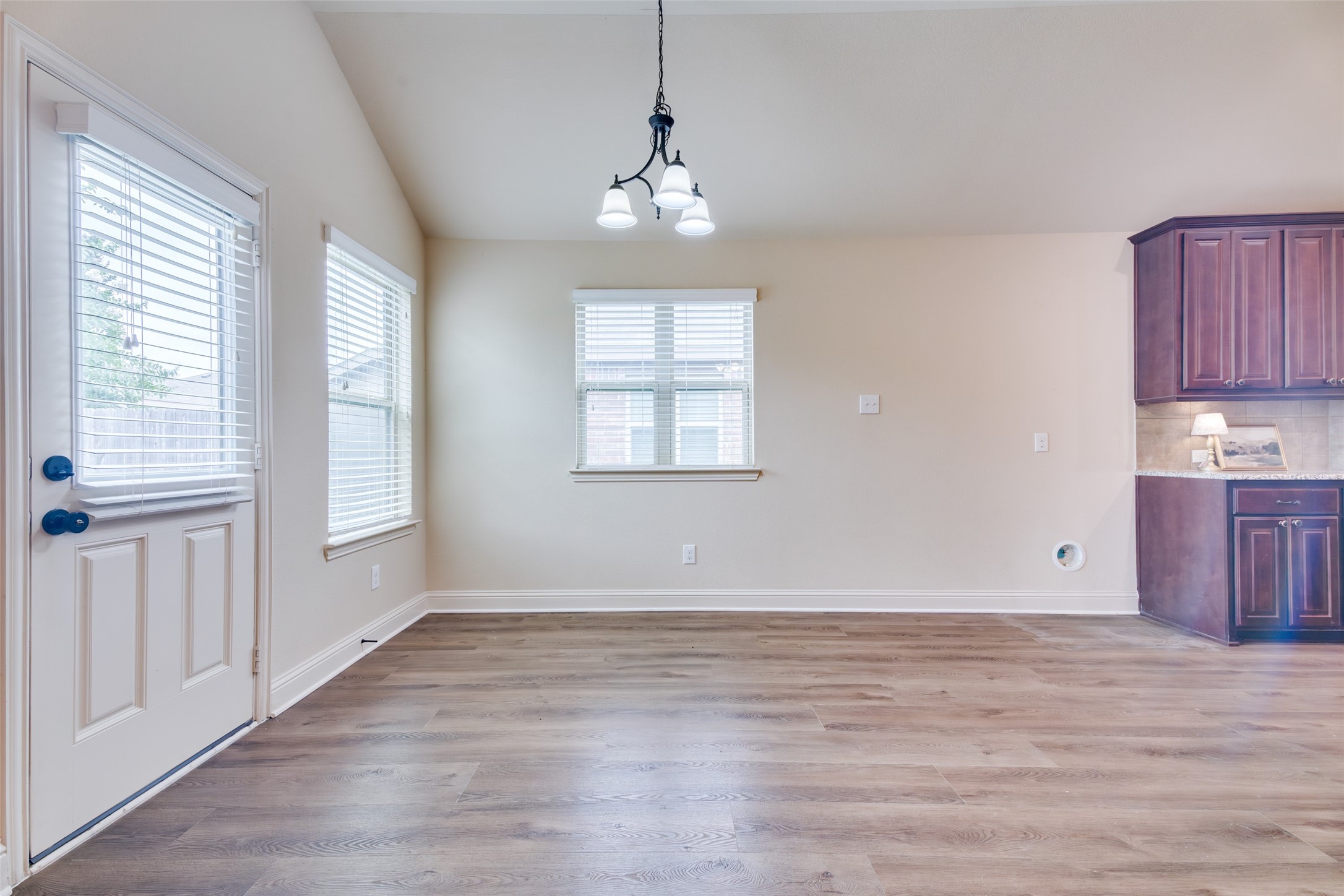1417 Reiger Drive Greenville TX 75402