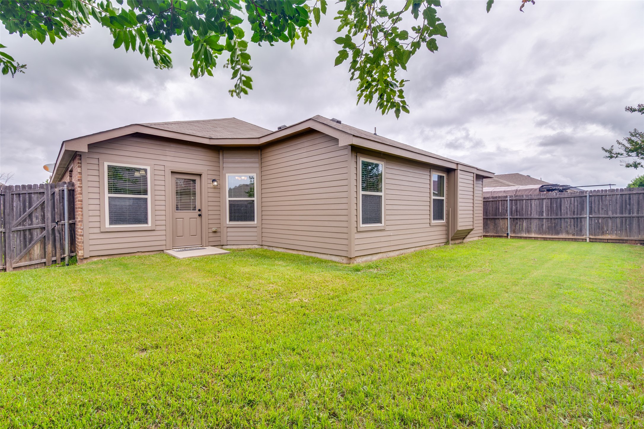 1417 Reiger Drive Greenville TX 75402