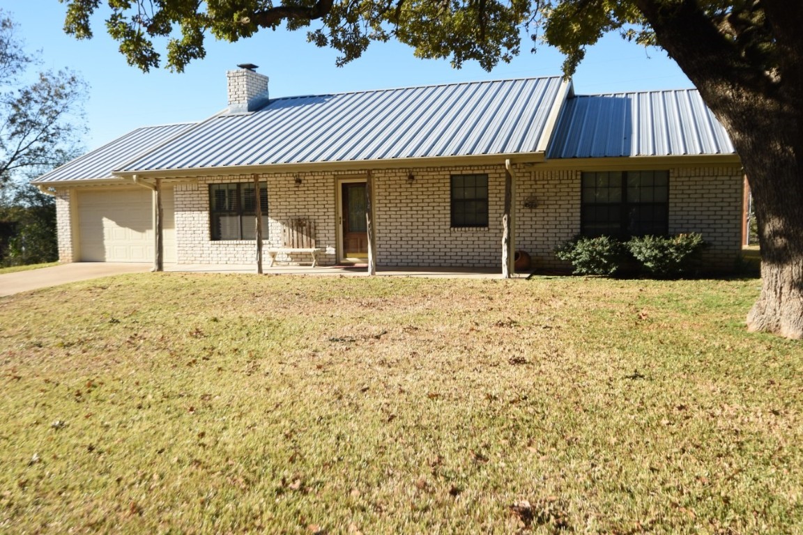 118 Byron Street Stephenville TX 76401