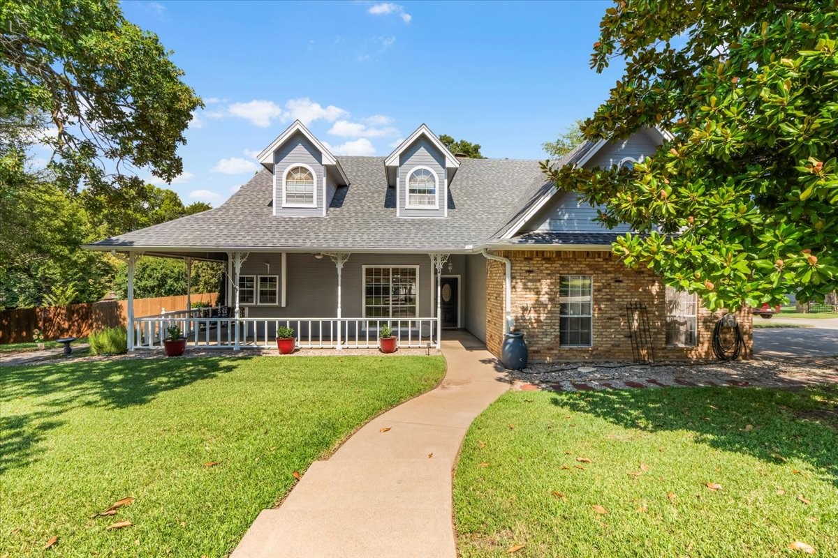 104 Carriage Hill Court Weatherford TX 76087