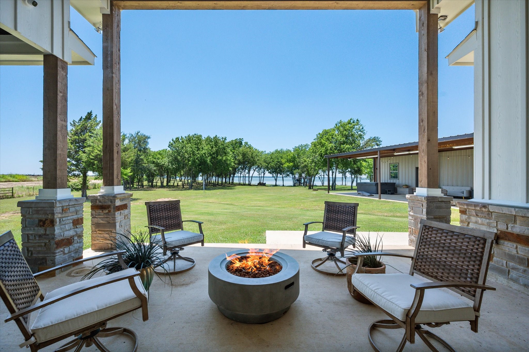 11077 S Us Highway 287 Kerens TX 75144