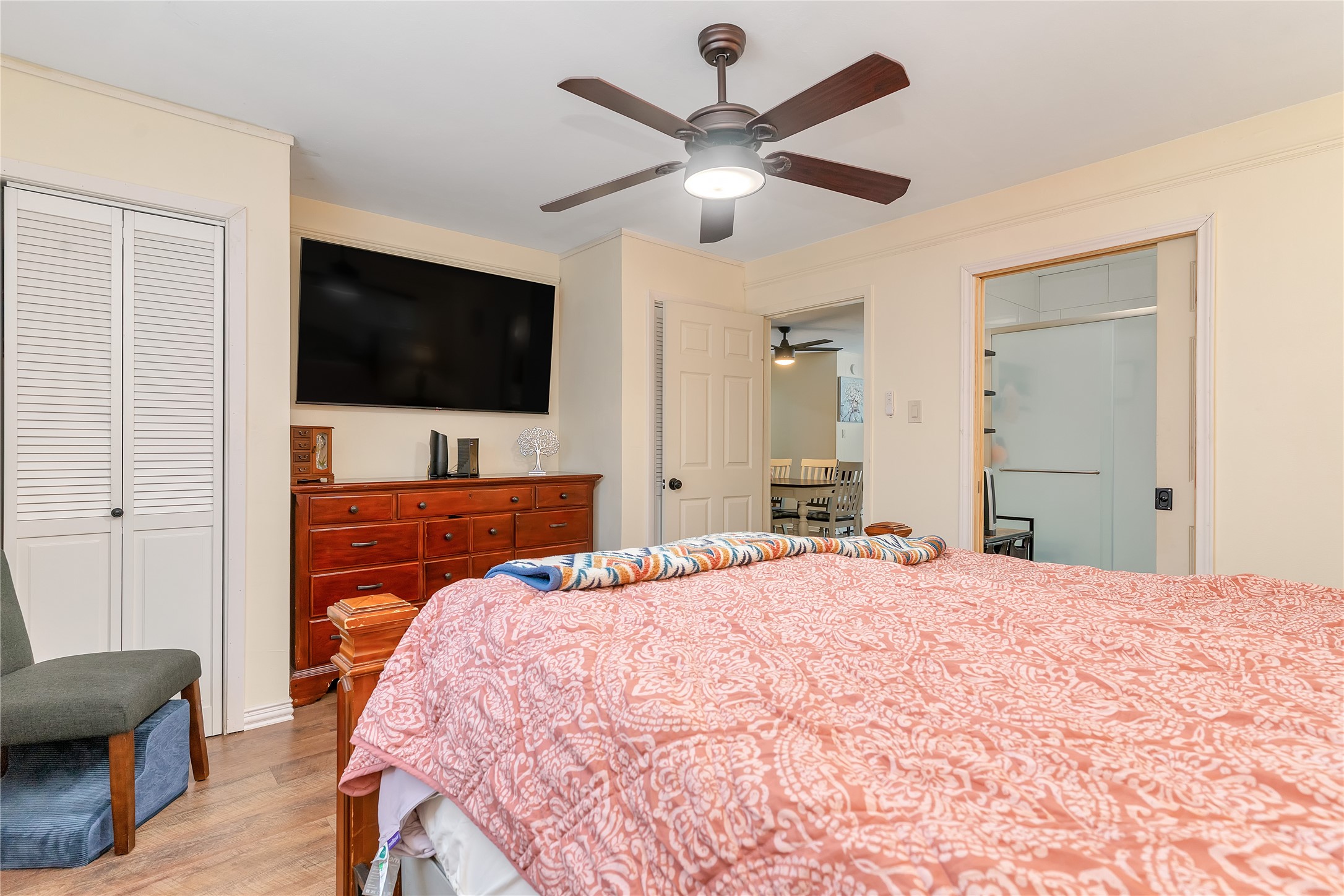 1328 Brookside Drive Hurst TX 76053