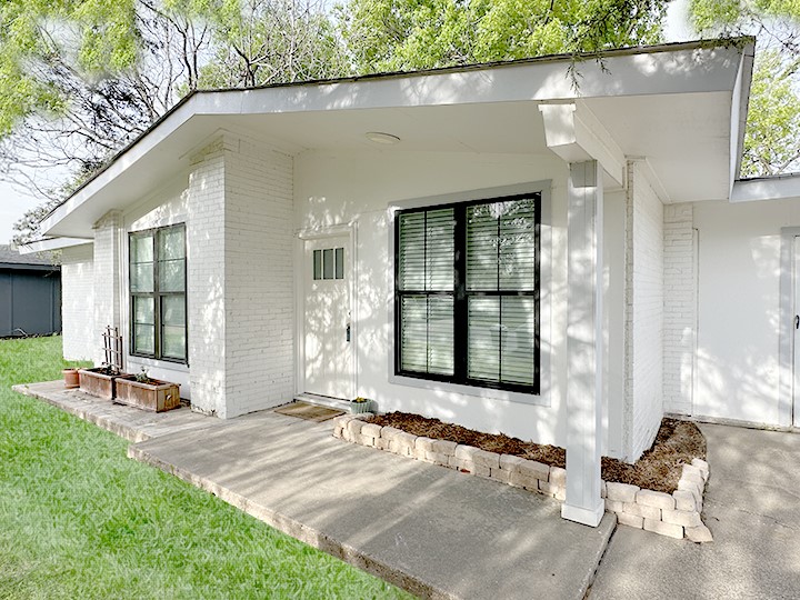 706 Carter Drive Arlington TX 76010