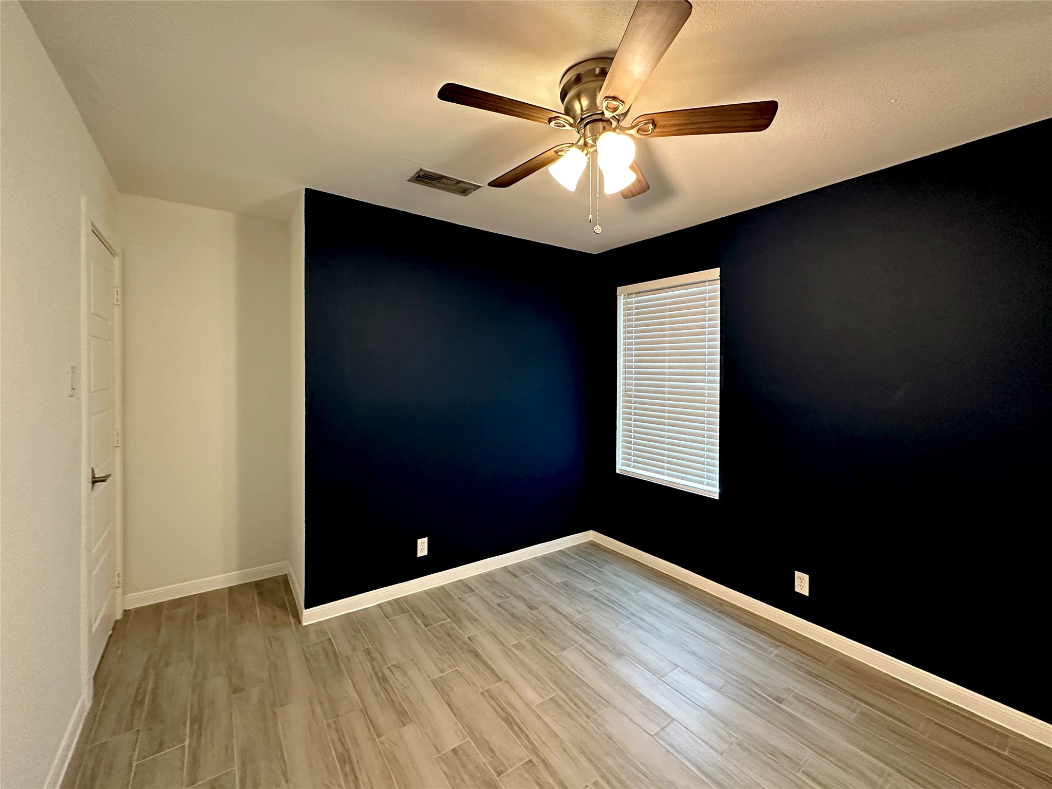706 Carter Drive Arlington TX 76010