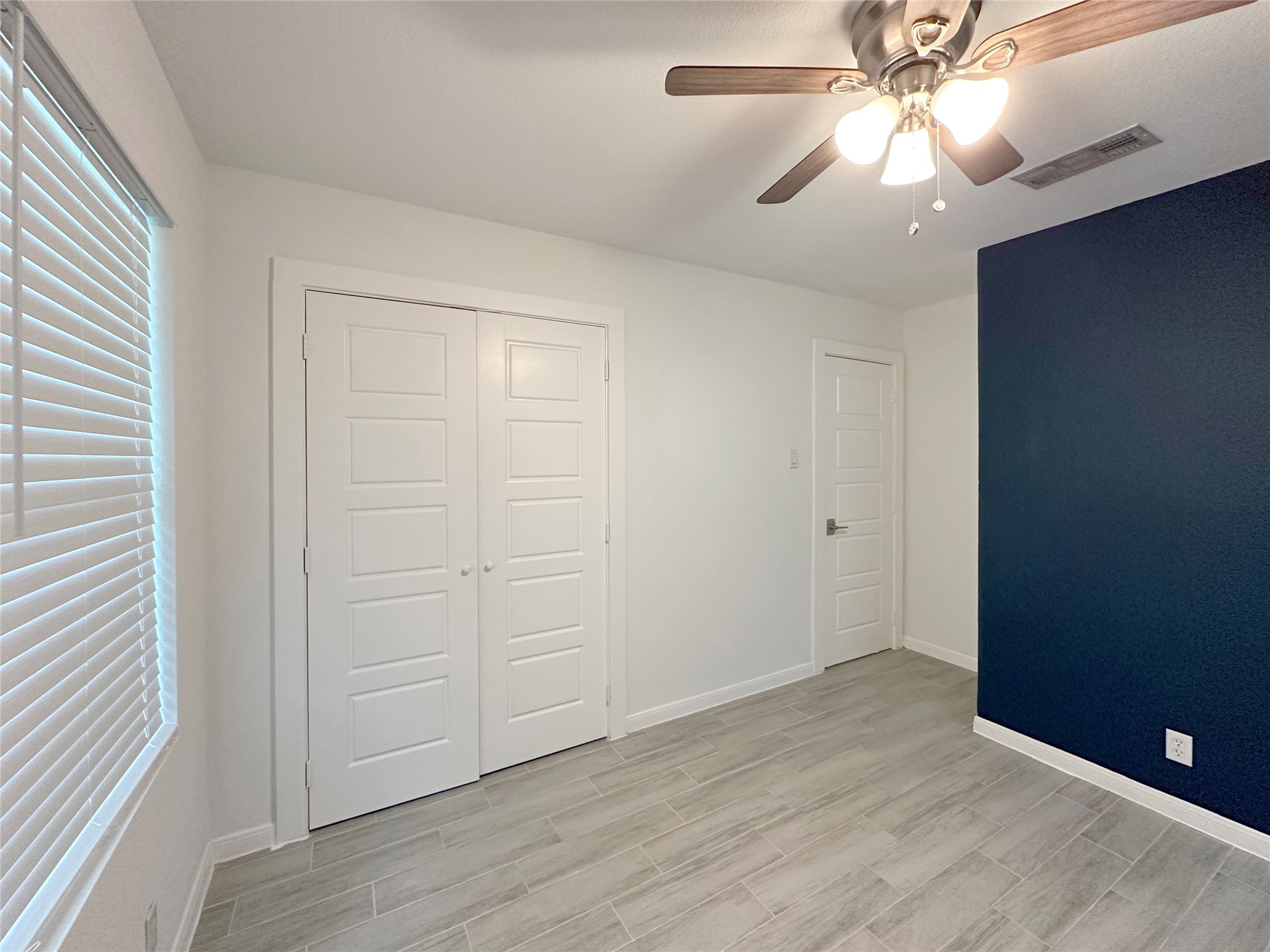 706 Carter Drive Arlington TX 76010