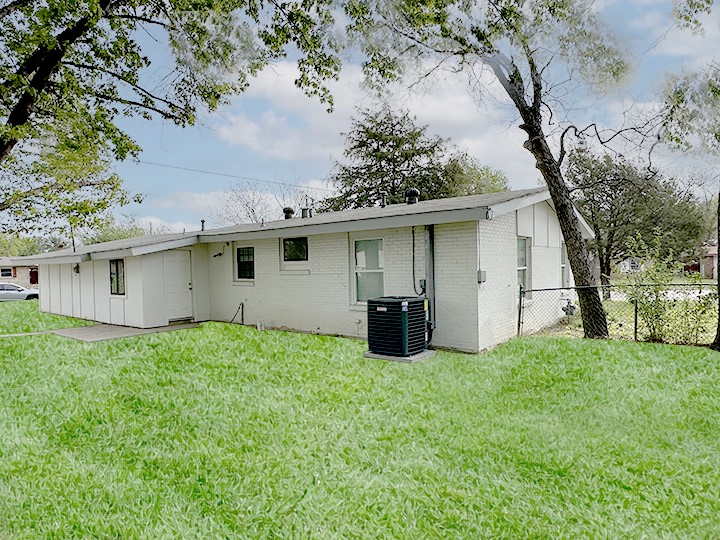 706 Carter Drive Arlington TX 76010