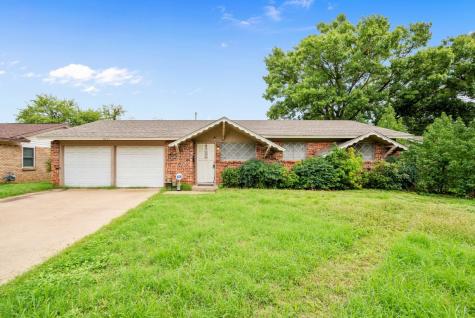 4721 Leonard Street Forest Hill TX 76119