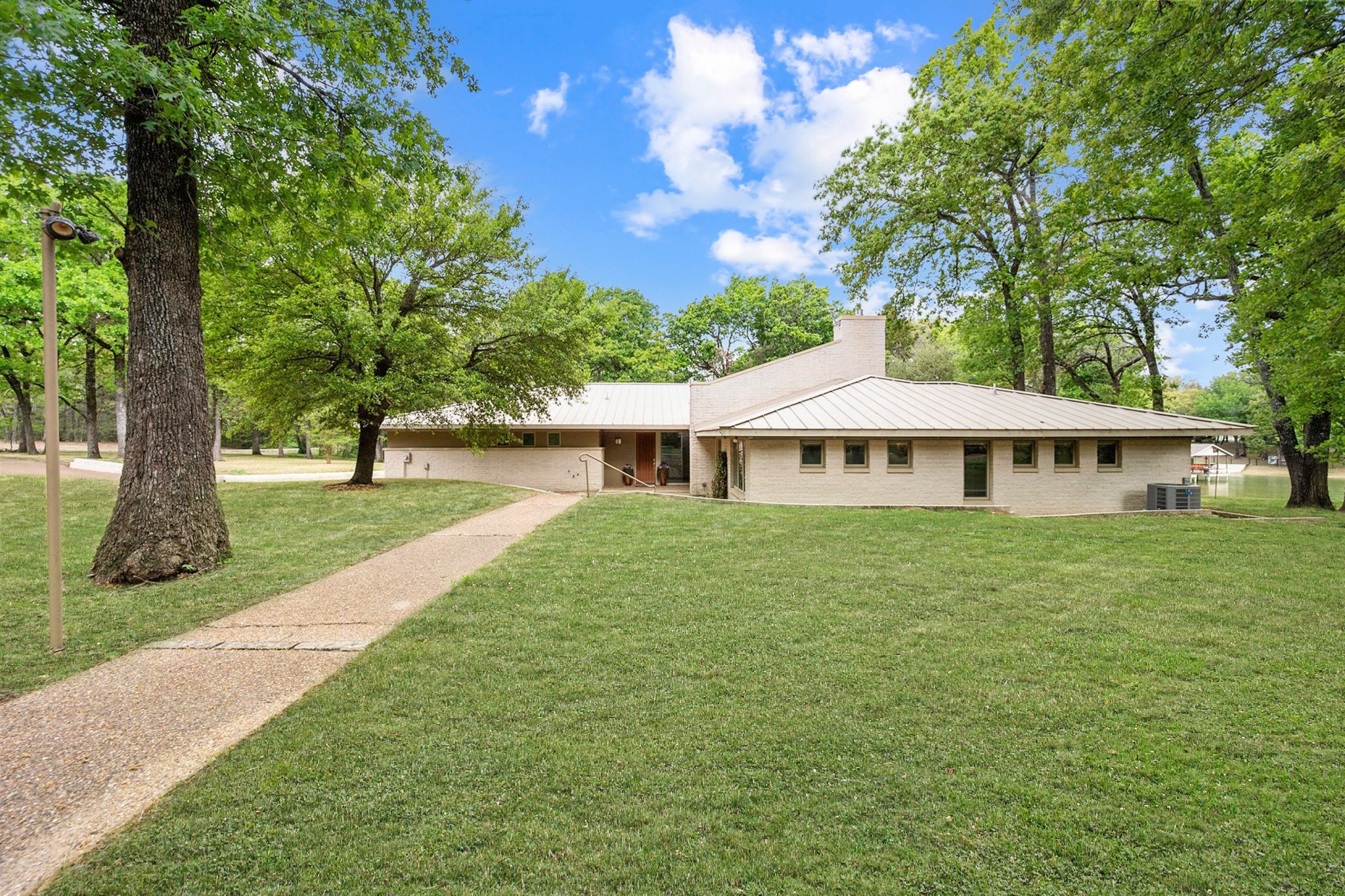 301 Bentwood Circle Corsicana TX 75109