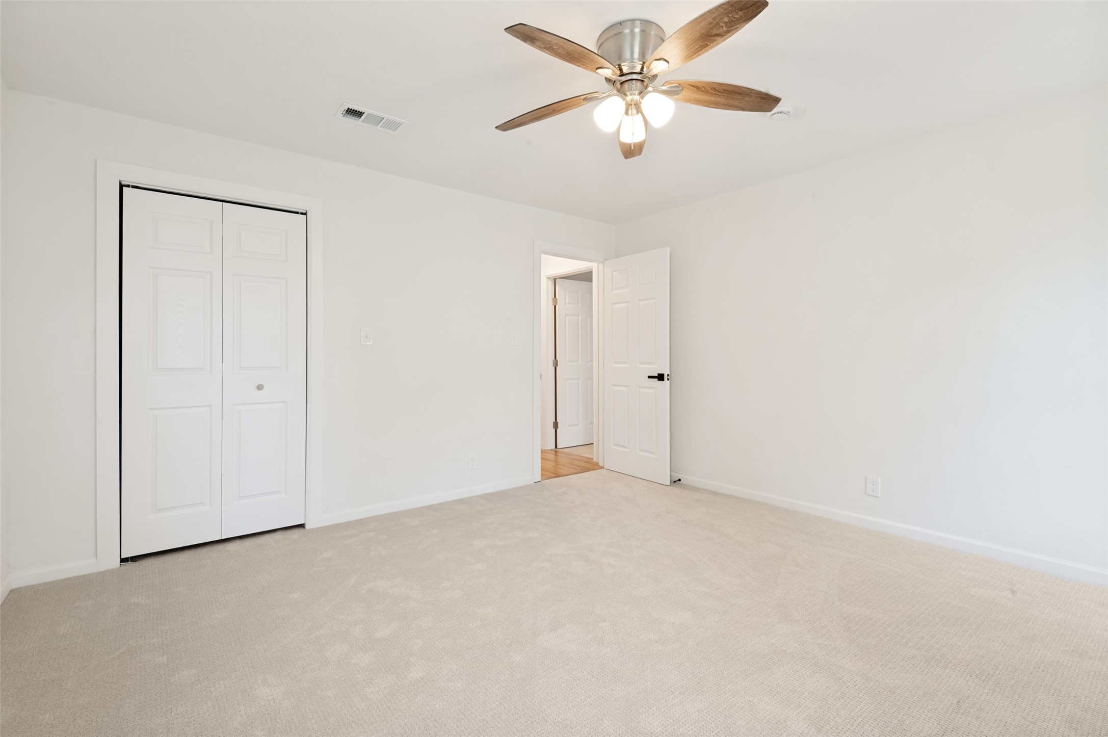 5824 Cynthia Circle North Richland Hills TX 76117