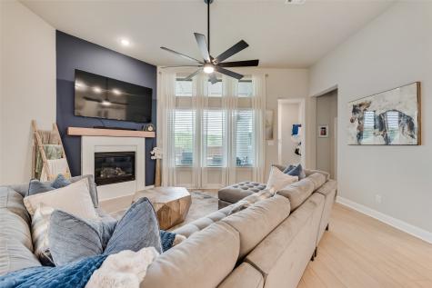 1028 Almond Blossom Circle Crowley TX 76036