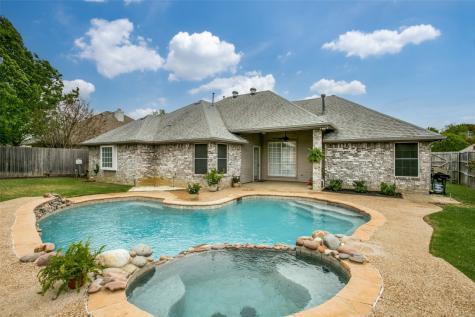 8133 Pecan Ridge Drive North Richland Hills TX 76182