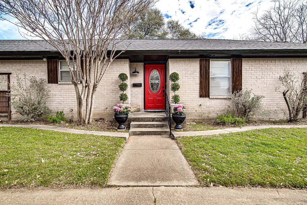 1103 Berkley Drive Cleburne TX 76033
