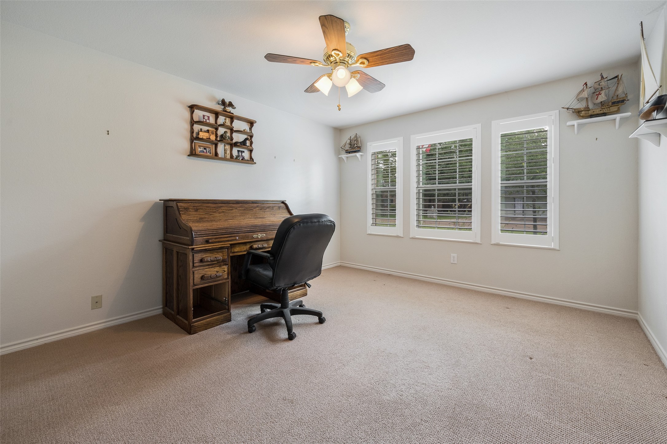 109 Castlewood Road Enchanted Oaks TX 75156
