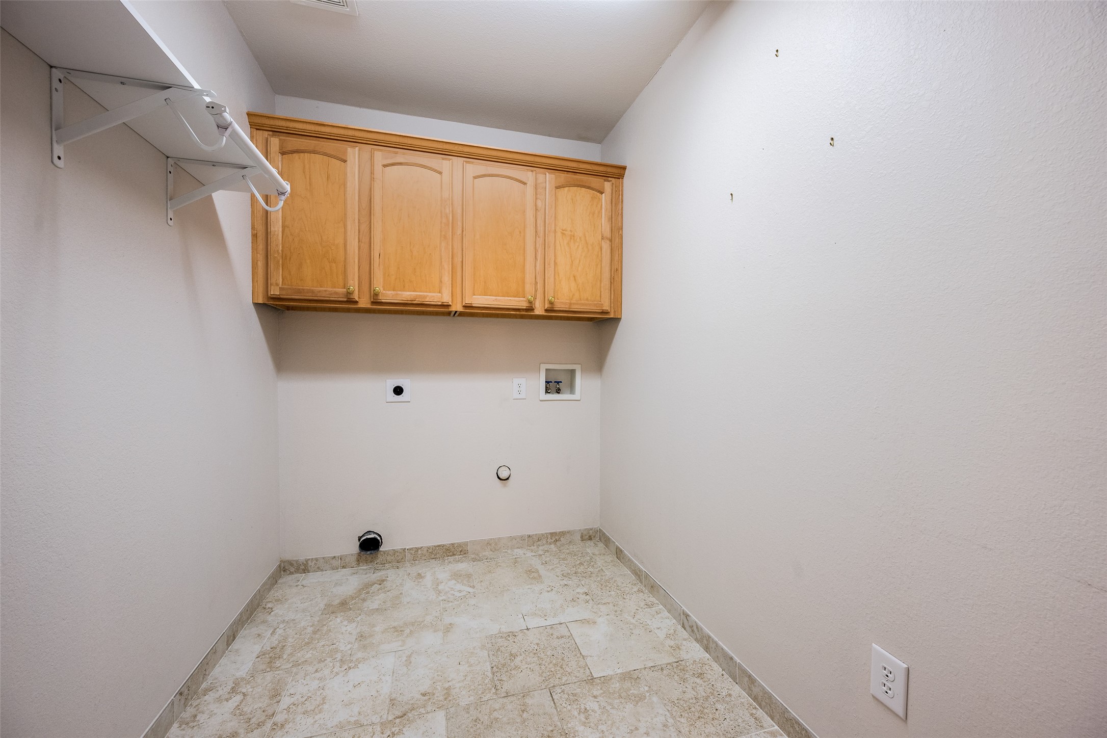 109 Castlewood Road Enchanted Oaks TX 75156