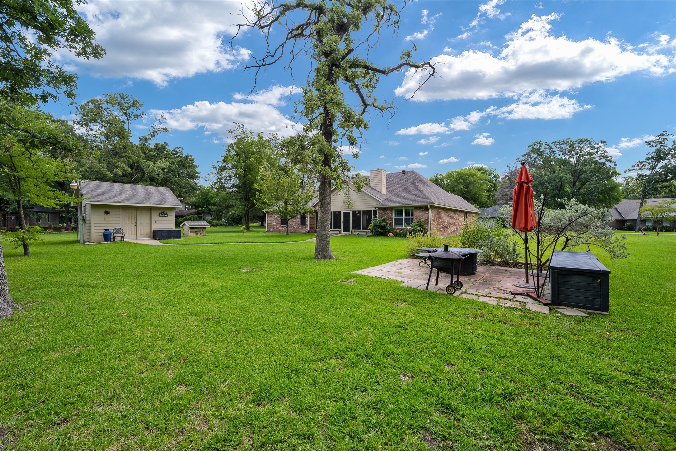 109 Castlewood Road Enchanted Oaks TX 75156