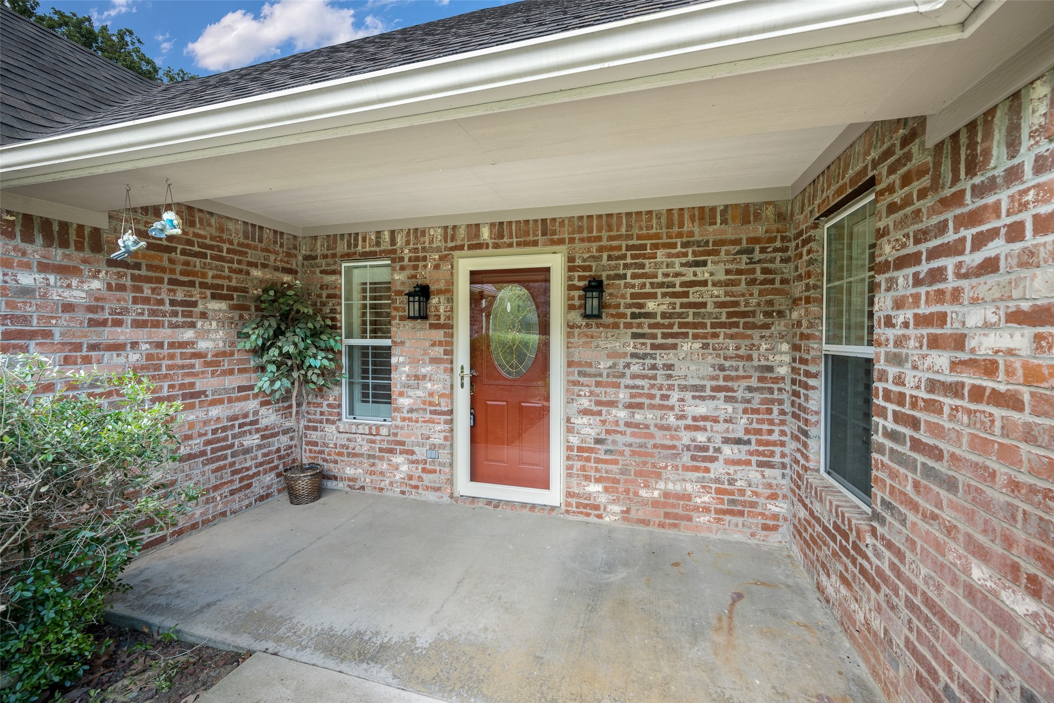 109 Castlewood Road Enchanted Oaks TX 75156