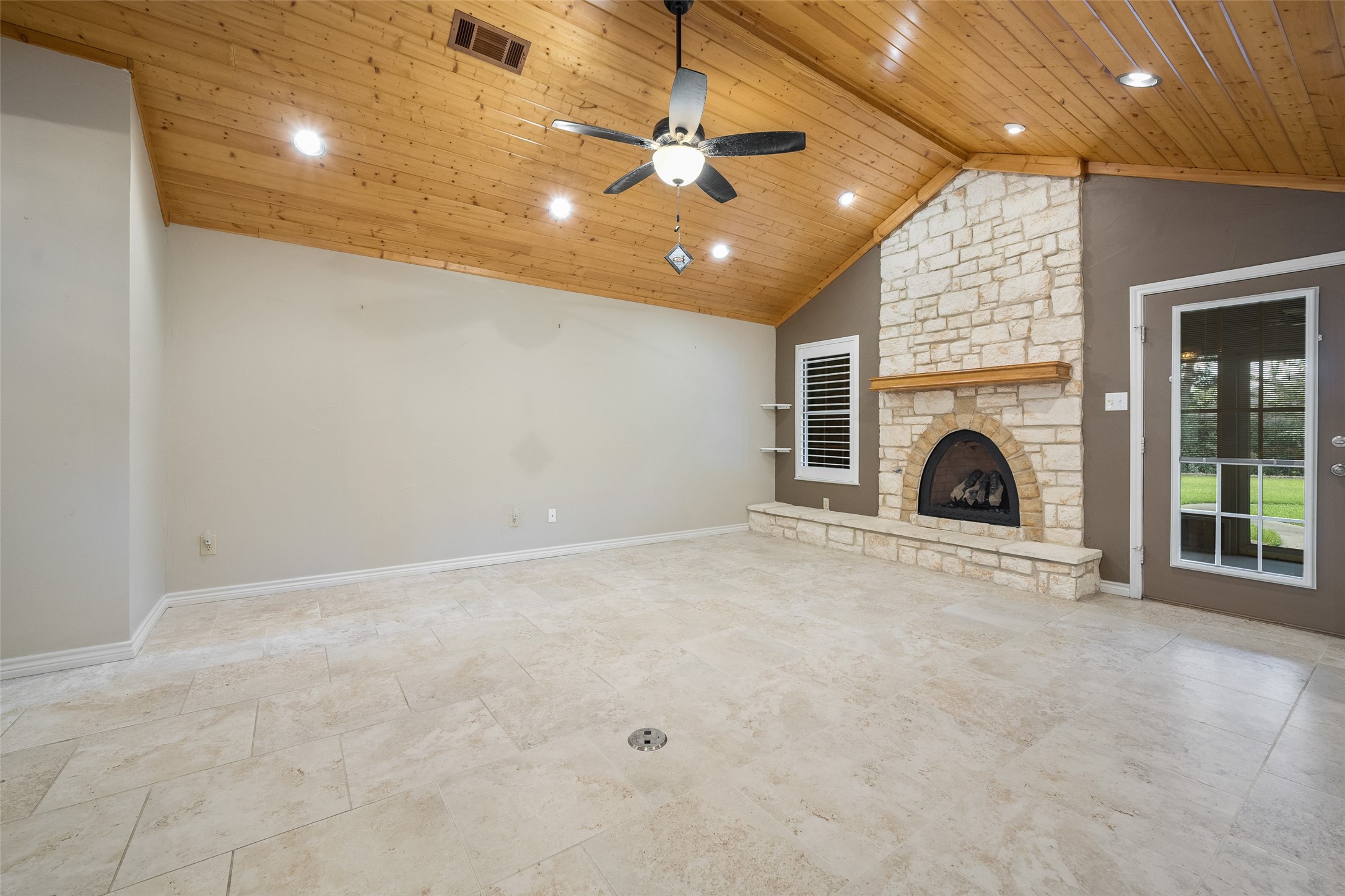 109 Castlewood Road Enchanted Oaks TX 75156