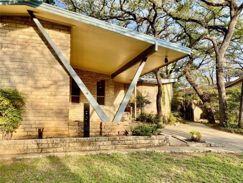 2013 Mill Creek Drive Arlington TX 76010