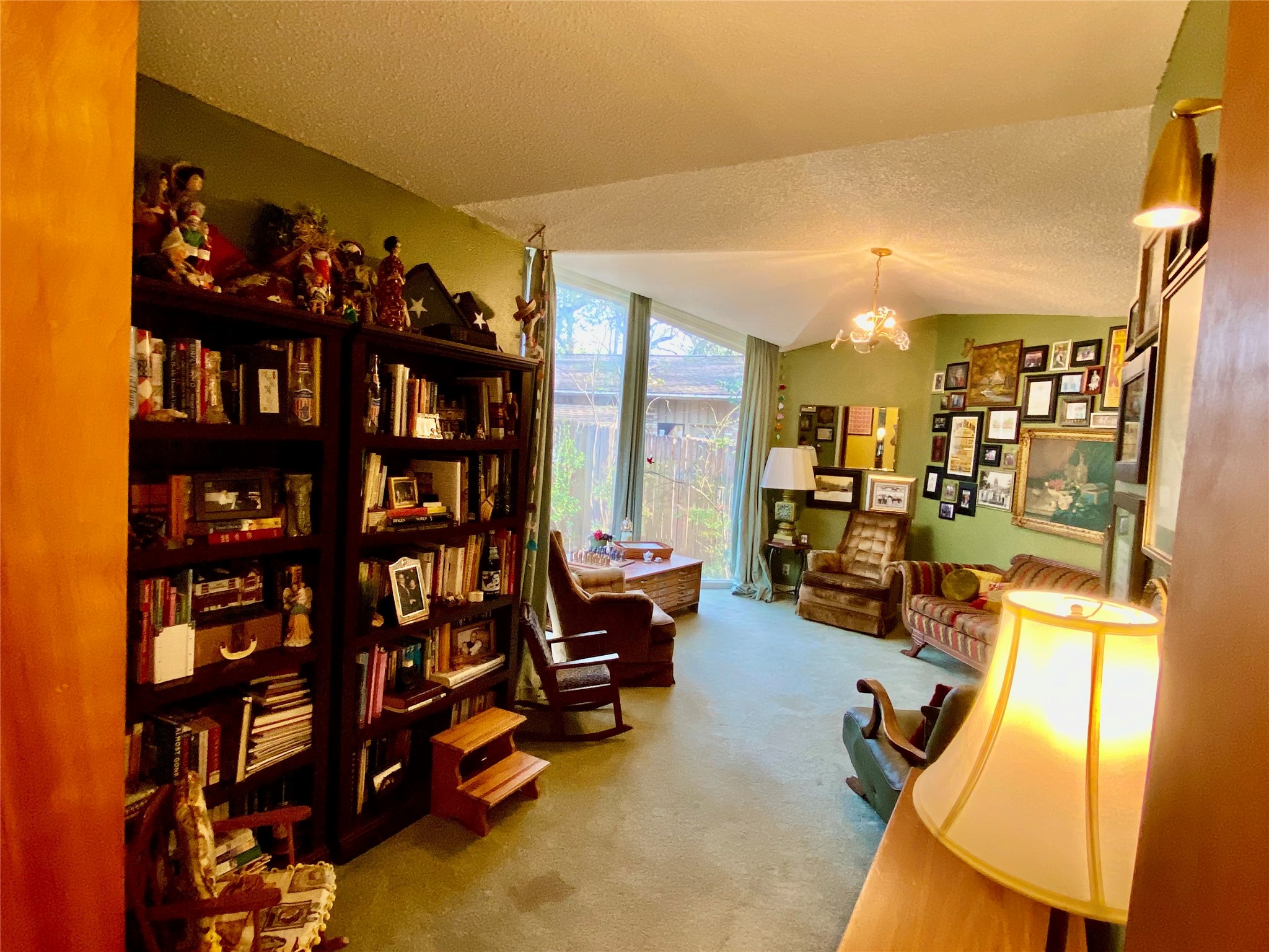 2013 Mill Creek Drive Arlington TX 76010
