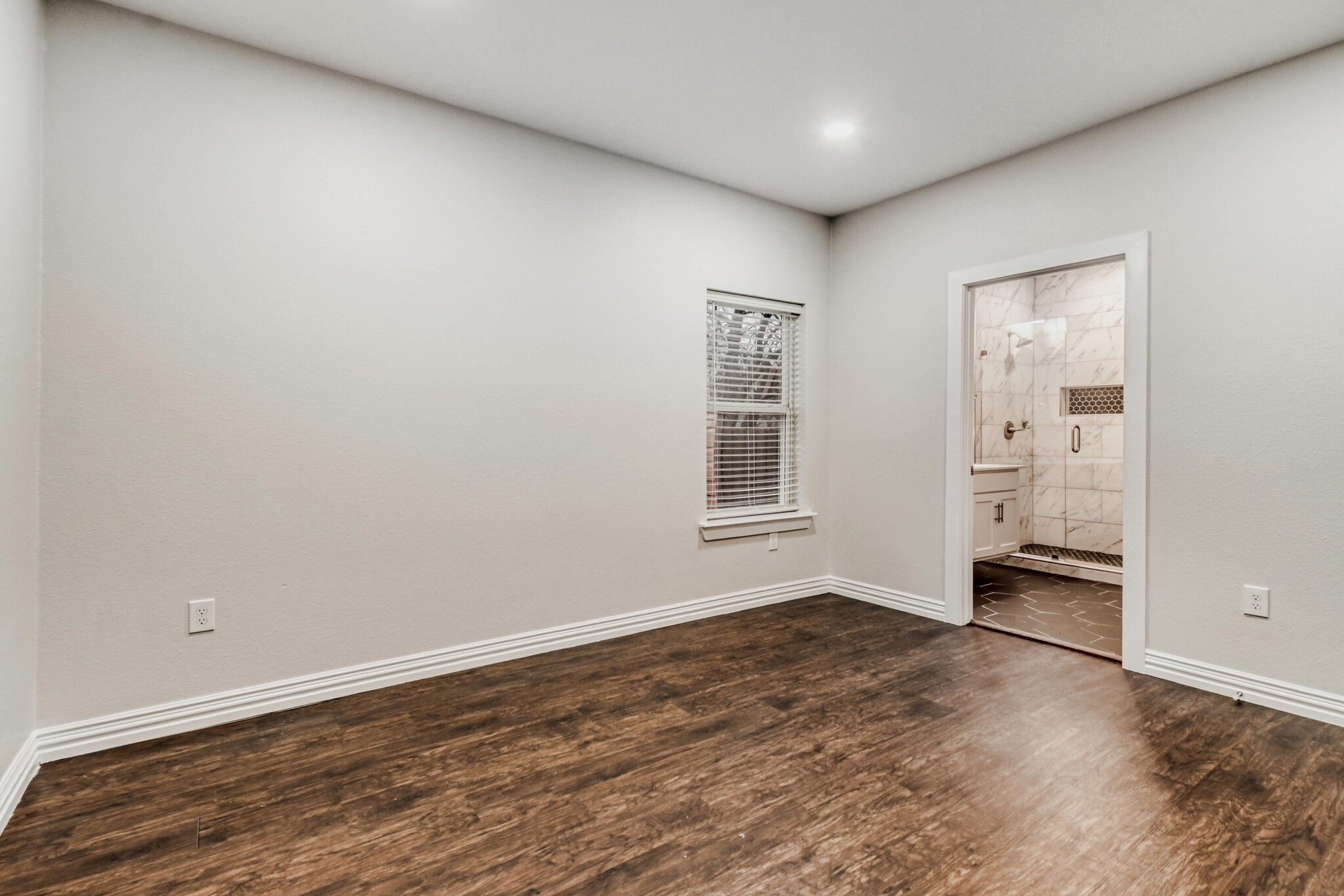 713 S Willomet Avenue Dallas TX 75208