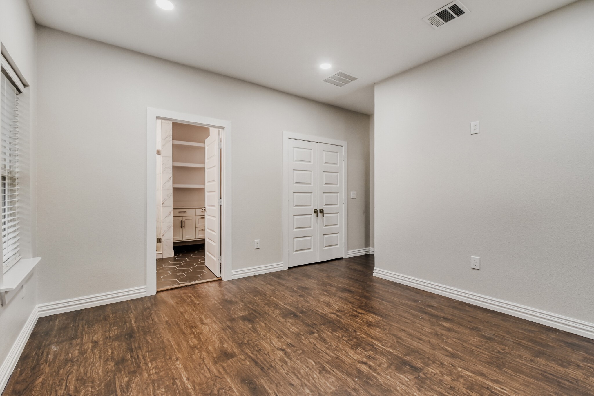 713 S Willomet Avenue Dallas TX 75208
