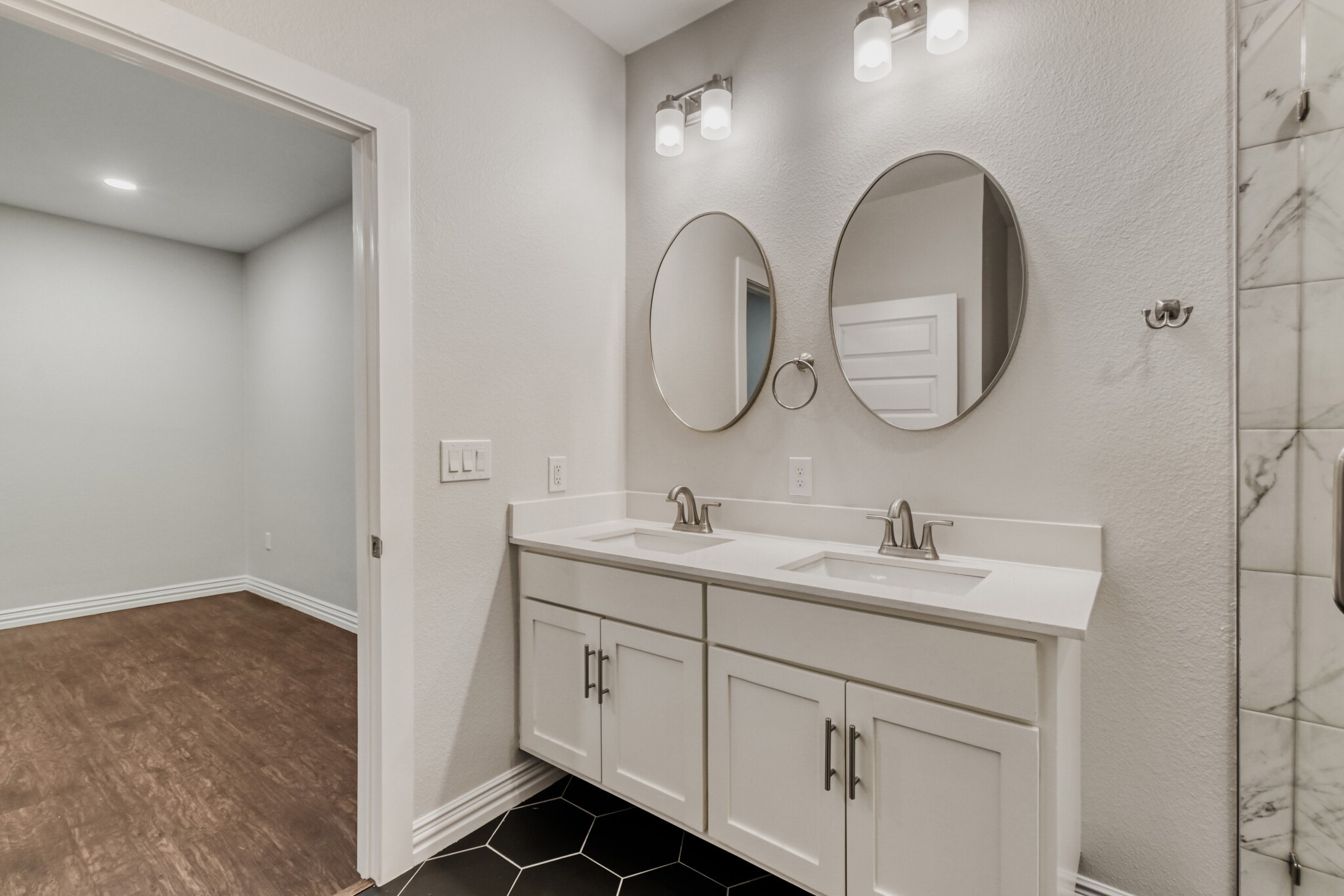 713 S Willomet Avenue Dallas TX 75208