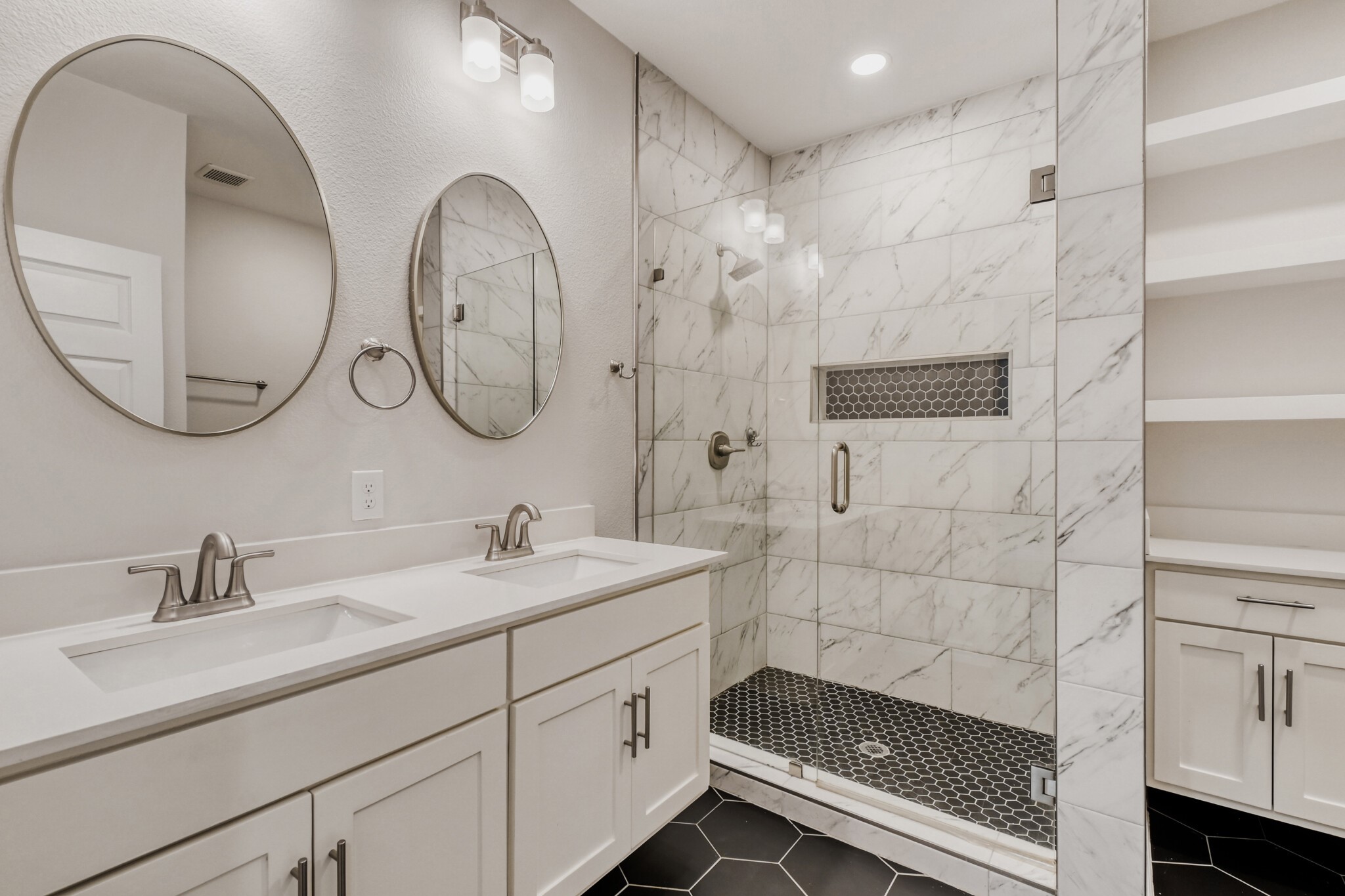 713 S Willomet Avenue Dallas TX 75208