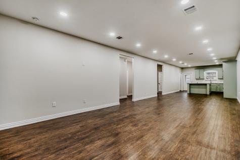 713 S Willomet Avenue Dallas TX 75208