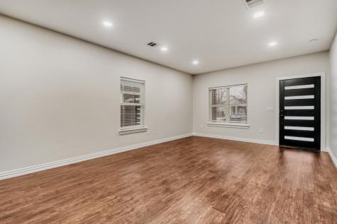 713 S Willomet Avenue Dallas TX 75208