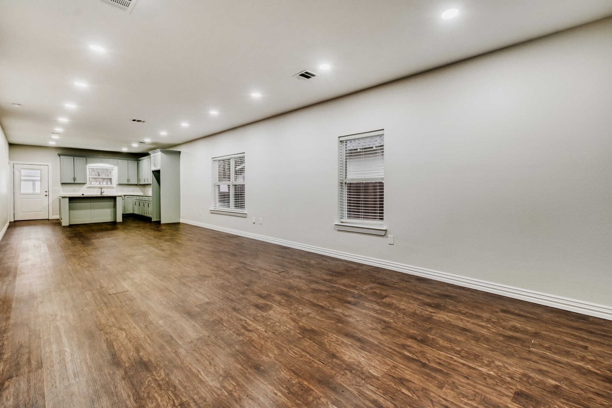 713 S Willomet Avenue Dallas TX 75208