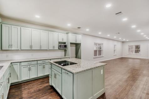 713 S Willomet Avenue Dallas TX 75208