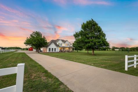1008 Creek Hollow Lane Fort Worth TX 76131