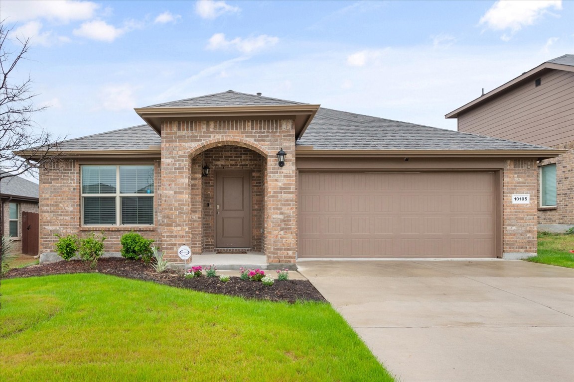 10105 Huntersville Trail Fort Worth TX 76108
