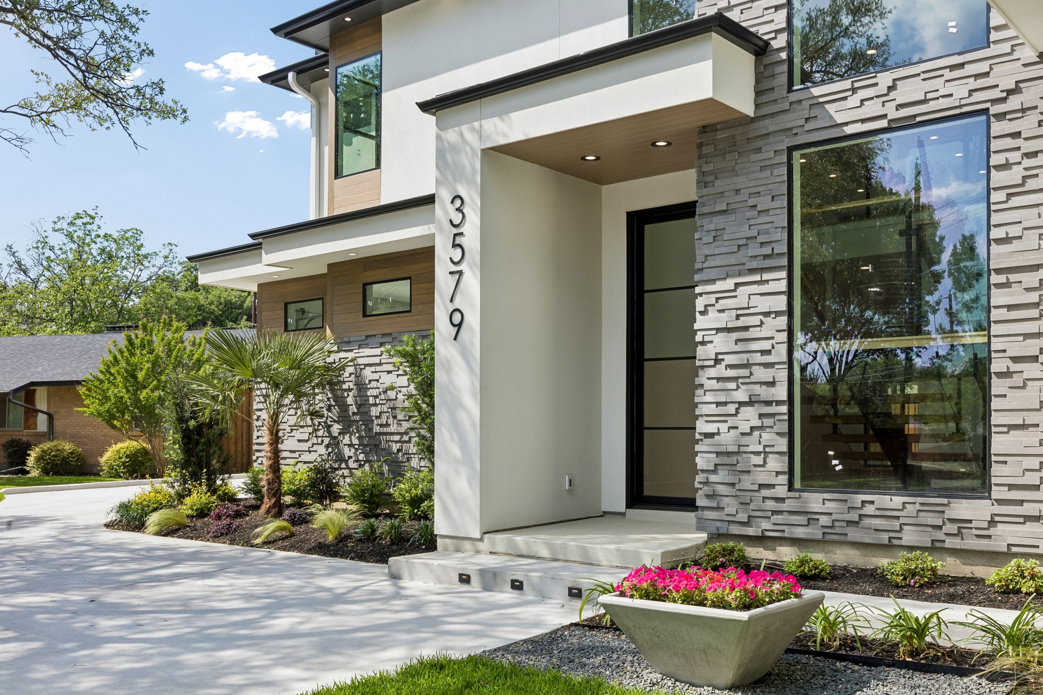 3579 Flaxley Drive Dallas TX 75229