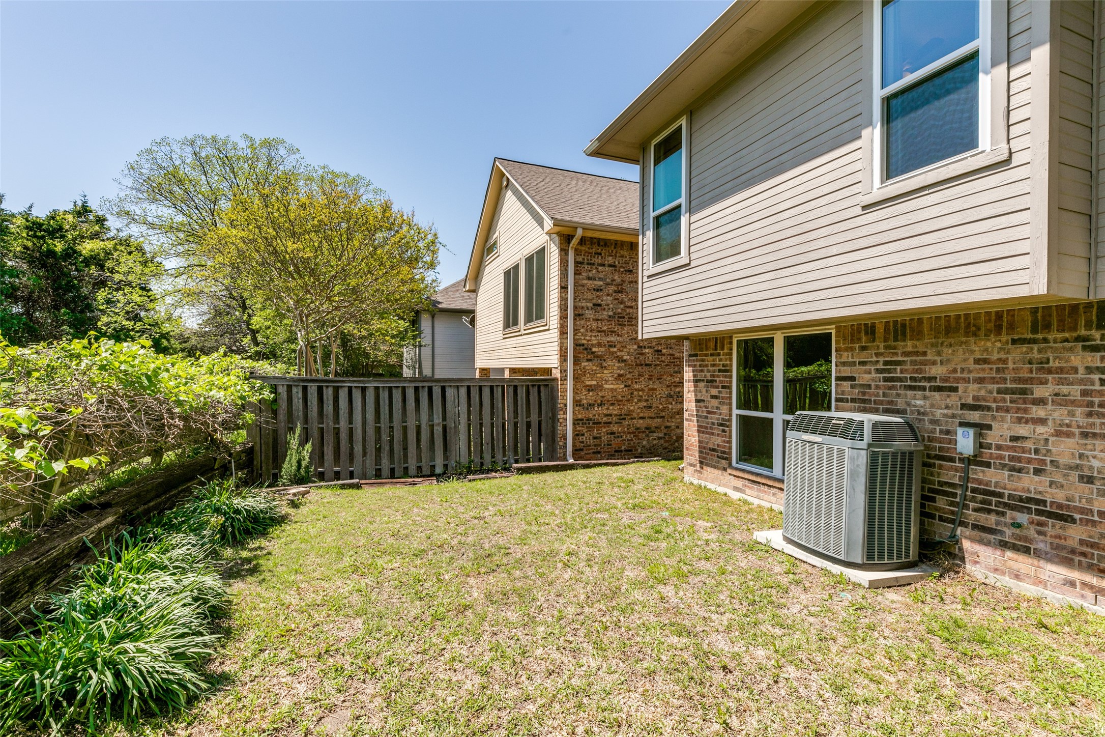 5915 Volunteer Place Rockwall TX 75032