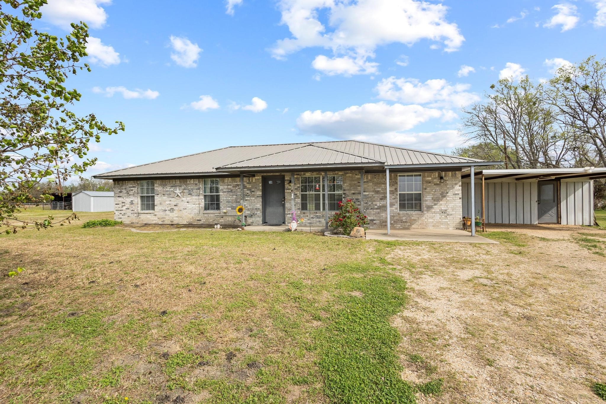 472 Milton Minter Road Deport TX 75435