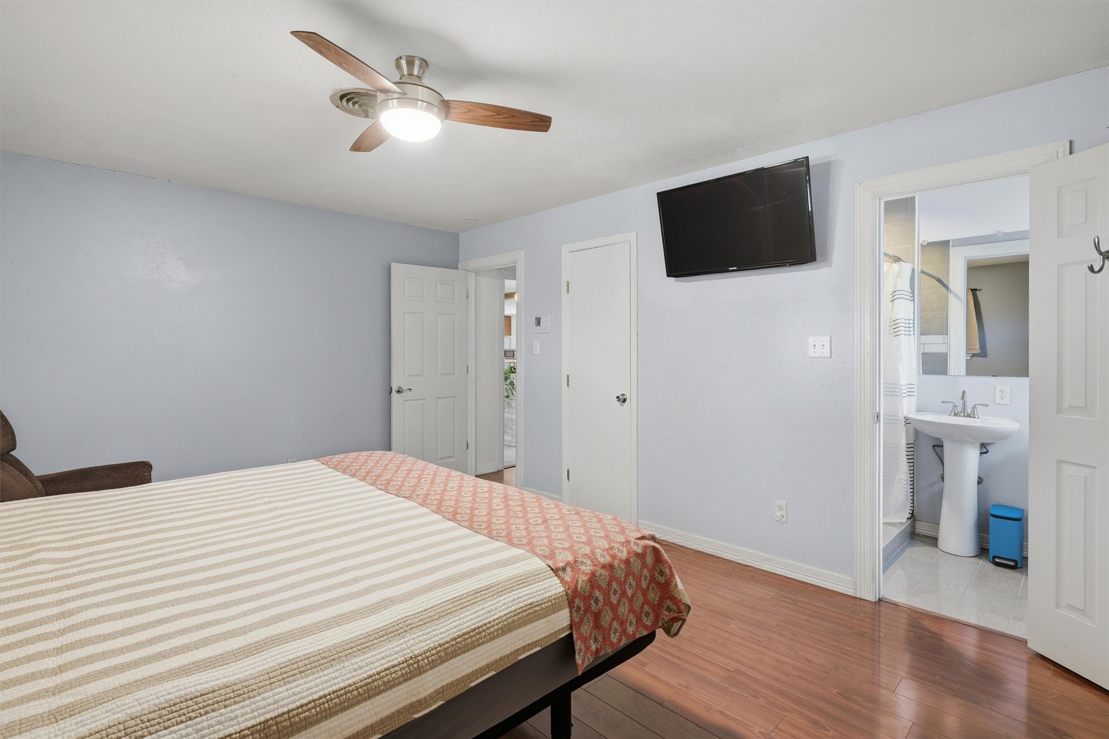 4105 Springbranch Drive Benbrook TX 76116