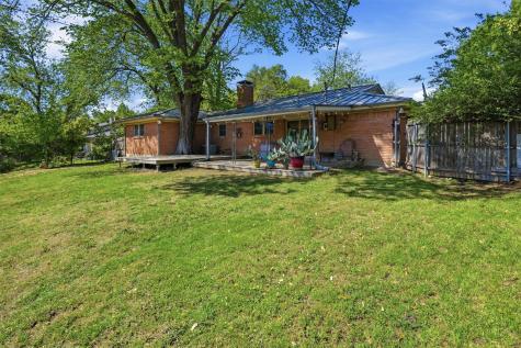 4105 Springbranch Drive Benbrook TX 76116