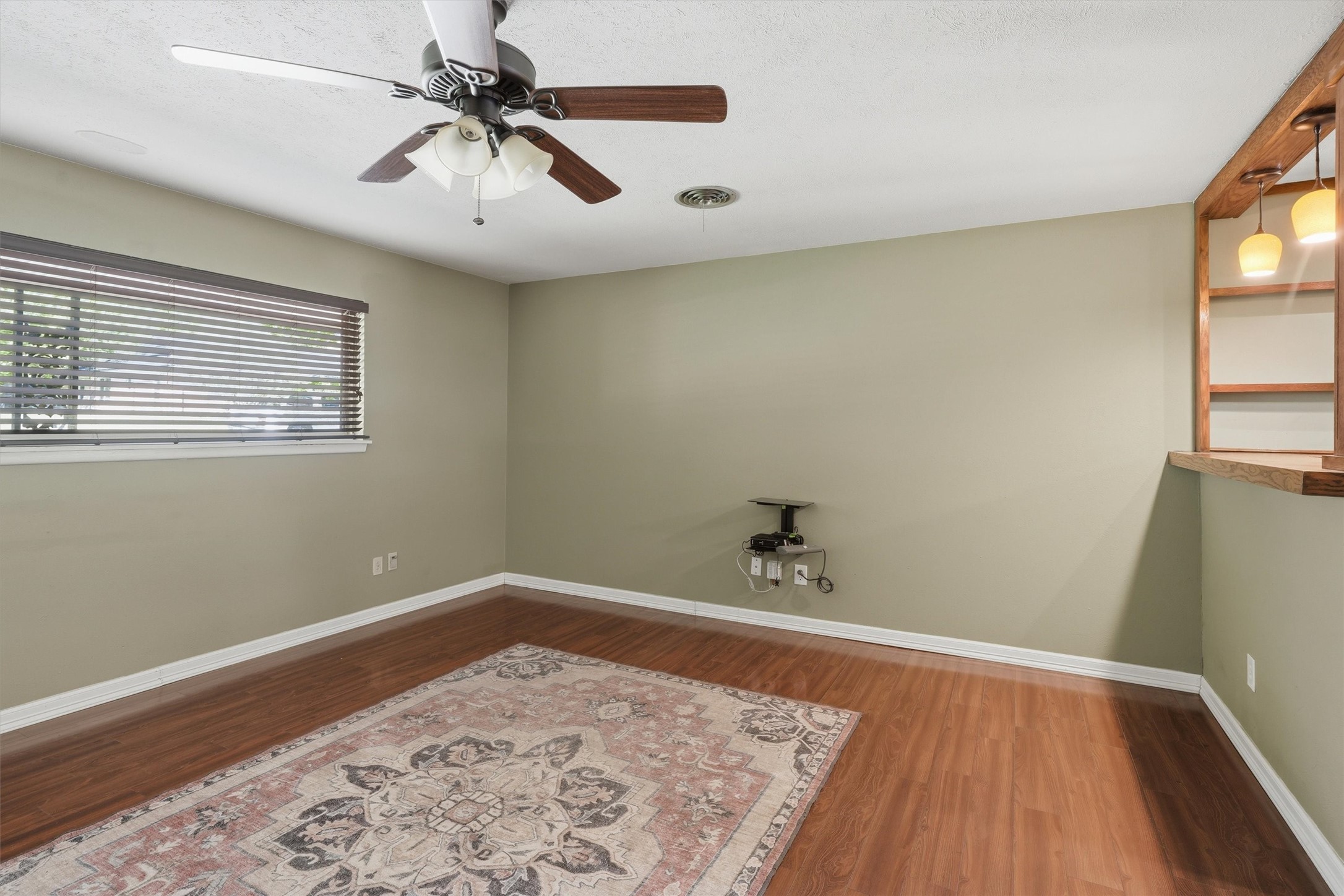 4105 Springbranch Drive Benbrook TX 76116