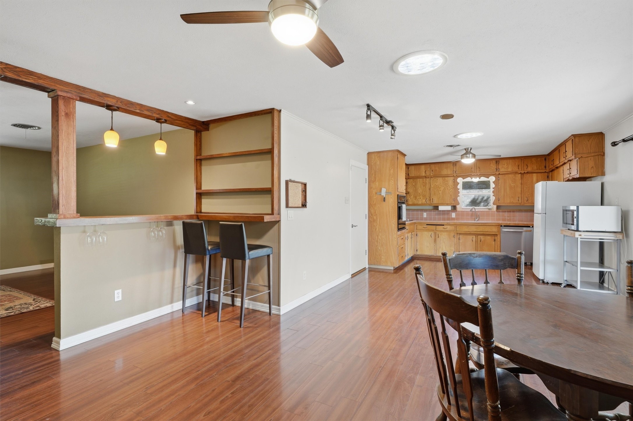 4105 Springbranch Drive Benbrook TX 76116