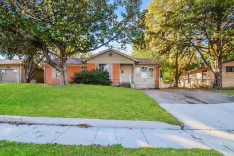 318 W Daugherty Drive Garland TX 75041