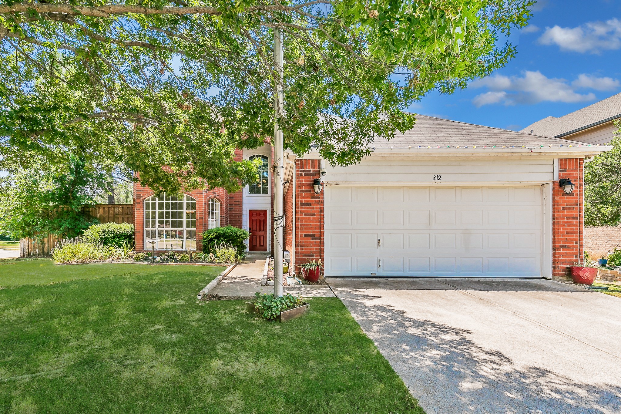312 Sweet Leaf Lane Lake Dallas TX 75065