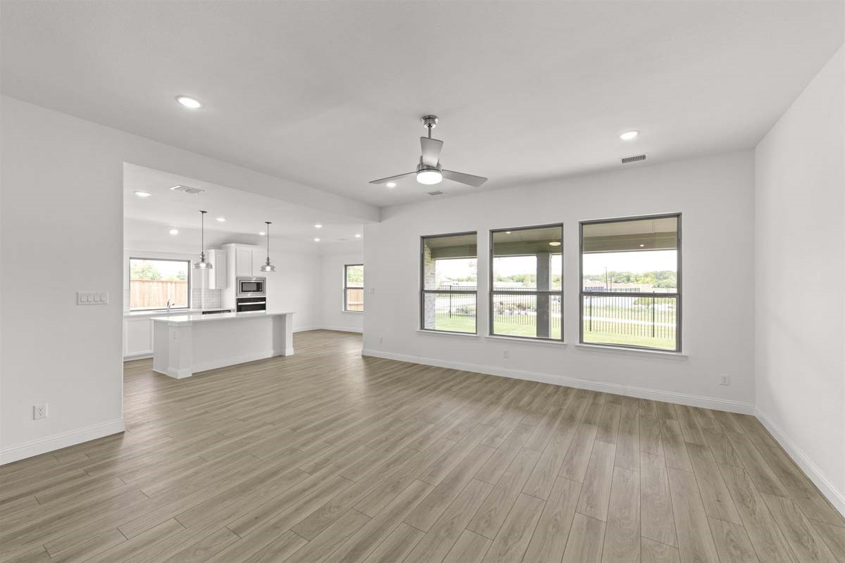 801 Trinity Street Van Alstyne TX 75495