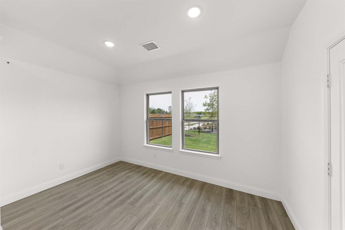 801 Trinity Street Van Alstyne TX 75495
