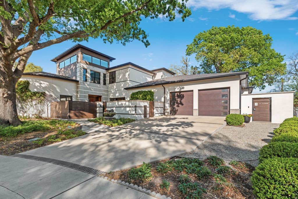 14636 Southern Pines Drive Farmers Branch TX 75234