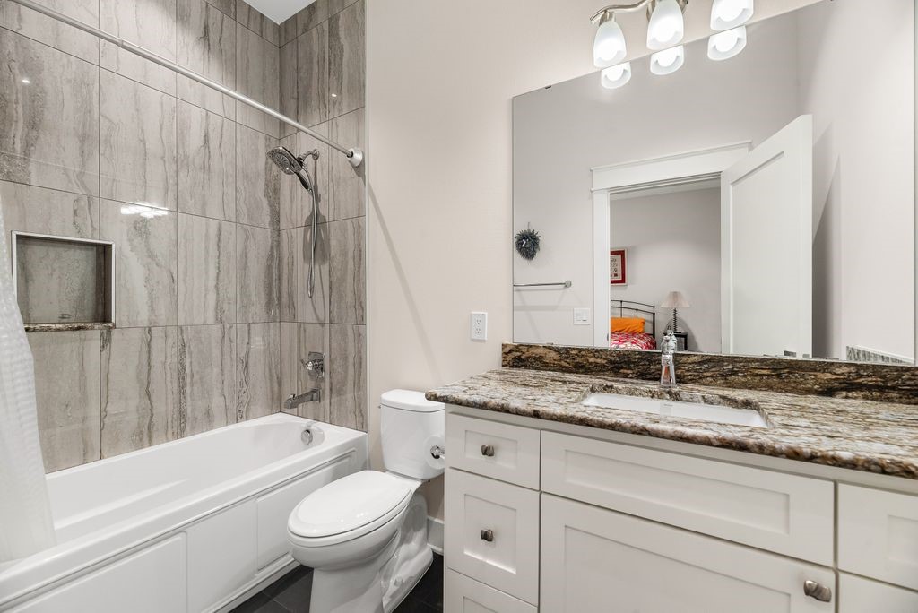 14636 Southern Pines Drive Farmers Branch TX 75234