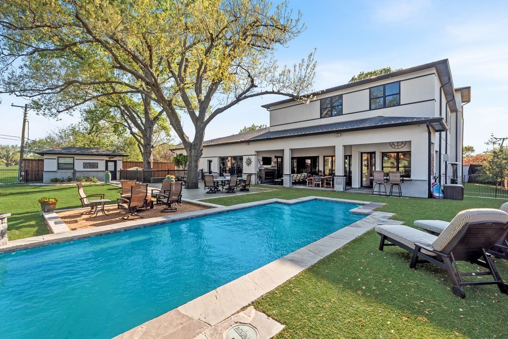 14636 Southern Pines Drive Farmers Branch TX 75234