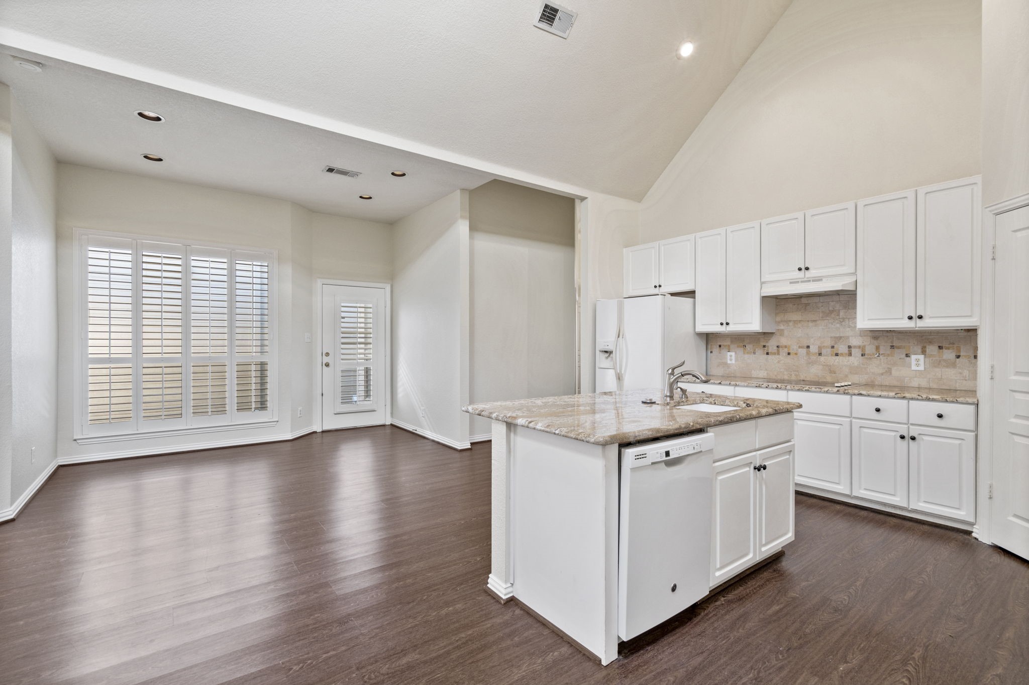 8719 Coppertowne Lane Dallas TX 75243